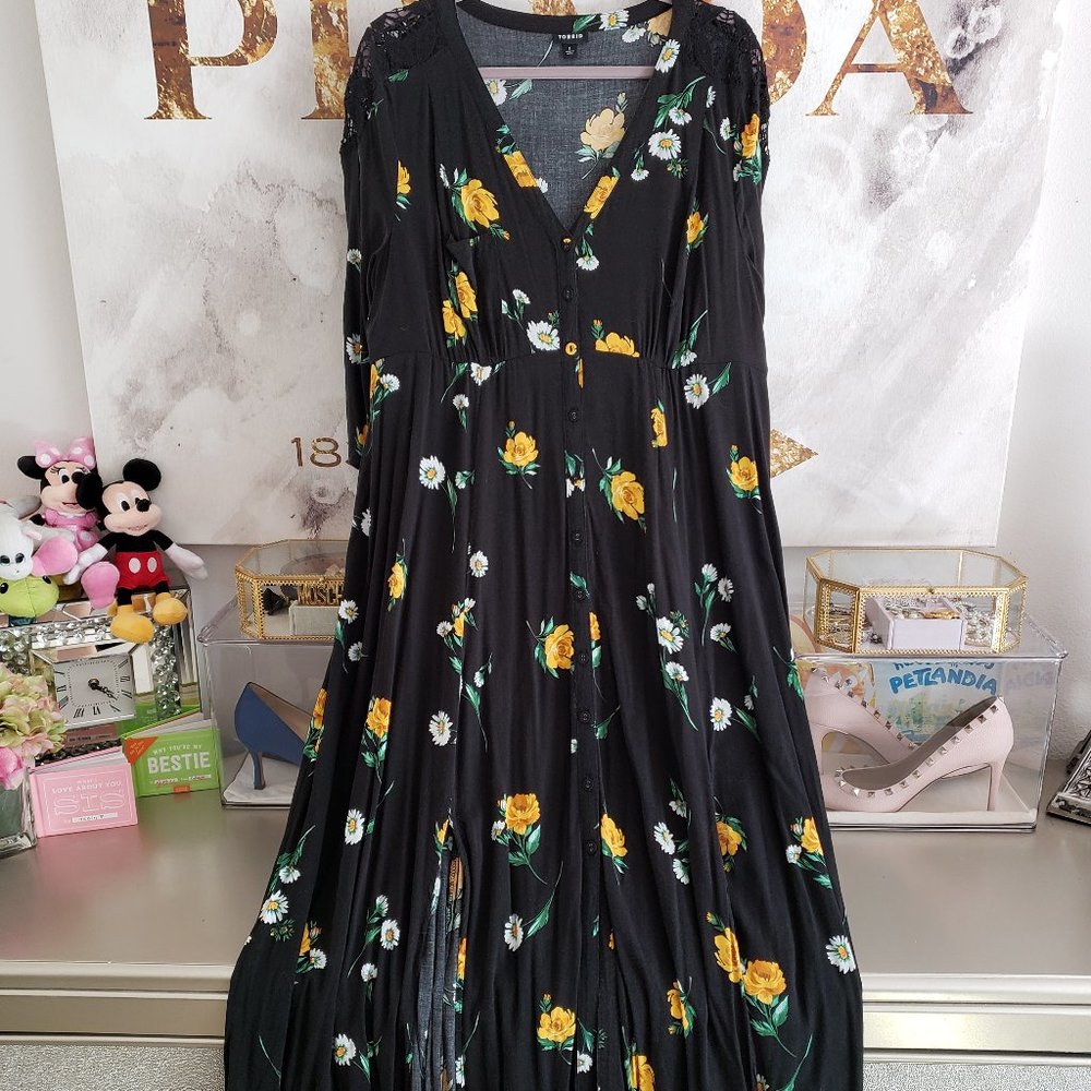 GENTLY USED - TORRID - Maxi - Size 1